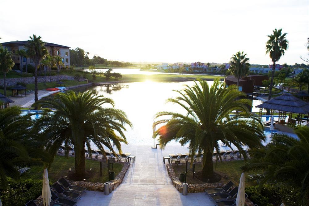 Sofitel La Reserva Cardales Rio Lujan Exterior photo Sunrise at the Village Green
